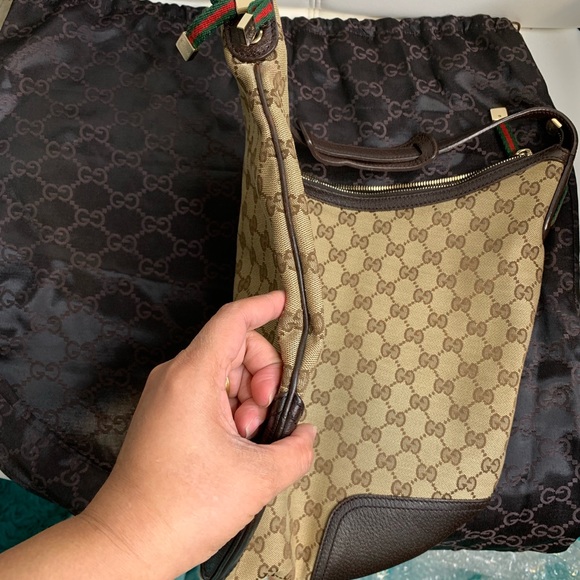 Authentic Gucci hobo bag - Picture 5 of 7